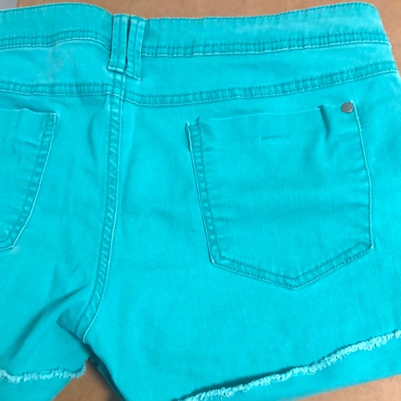 MUDD Teal Green Blue Womens Shorts Juniors Size 15 - Picture 7 of 7